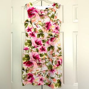 Connected Apparel sleeveless pink flowered dress Size 12.